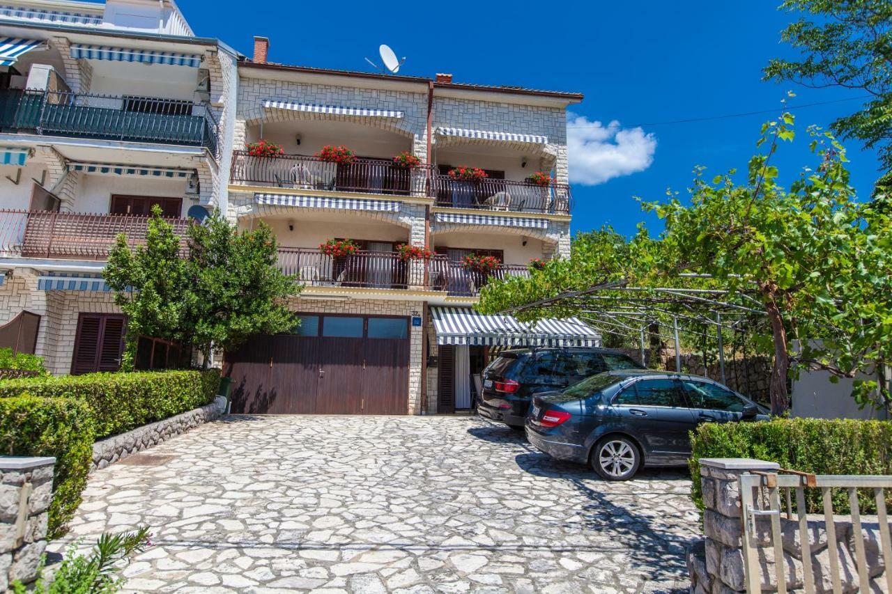 Apartment Lesic Dramalj