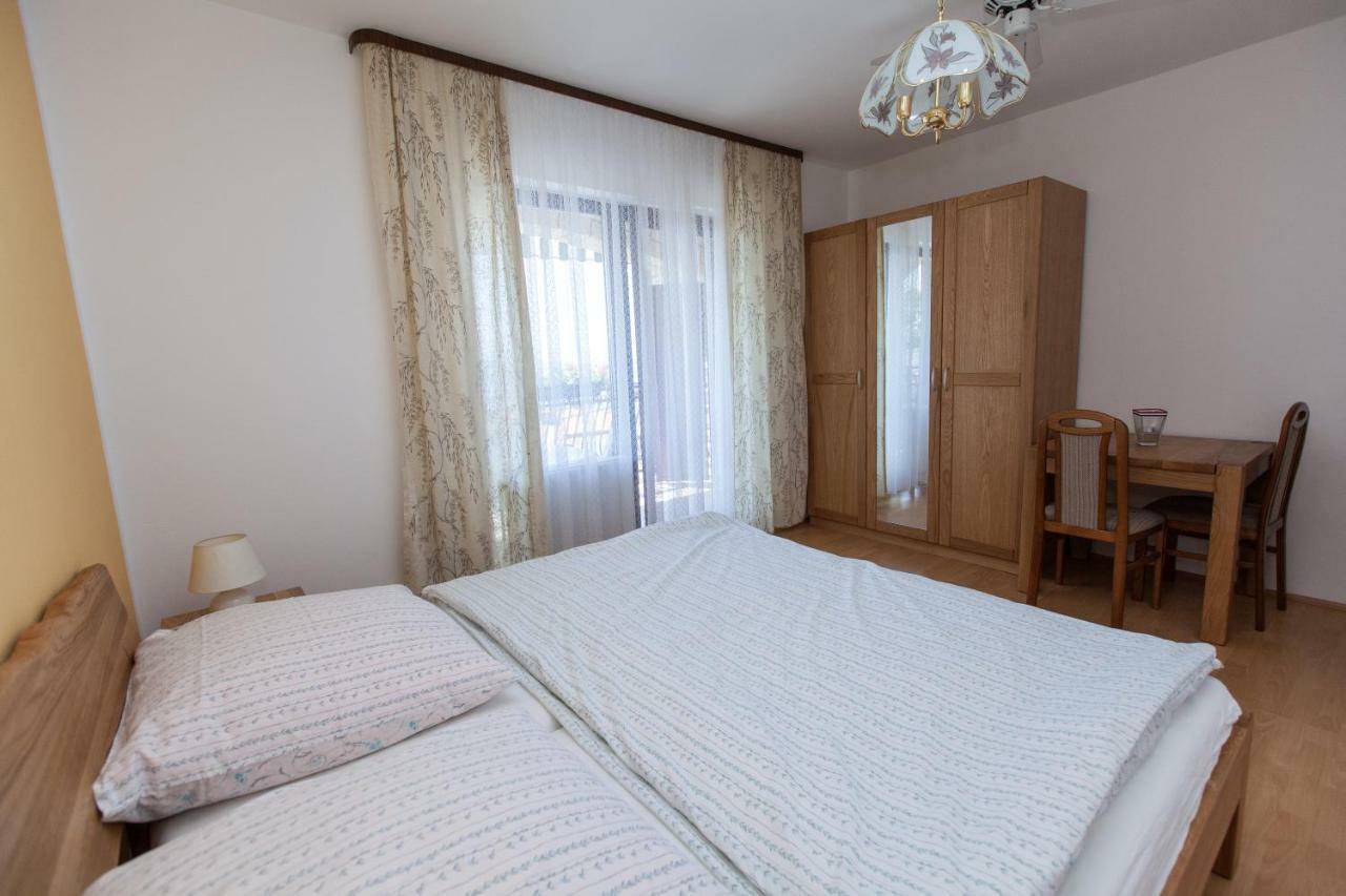 Apartment Lesic *